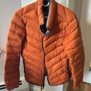 Like new! Guess winter puffer
